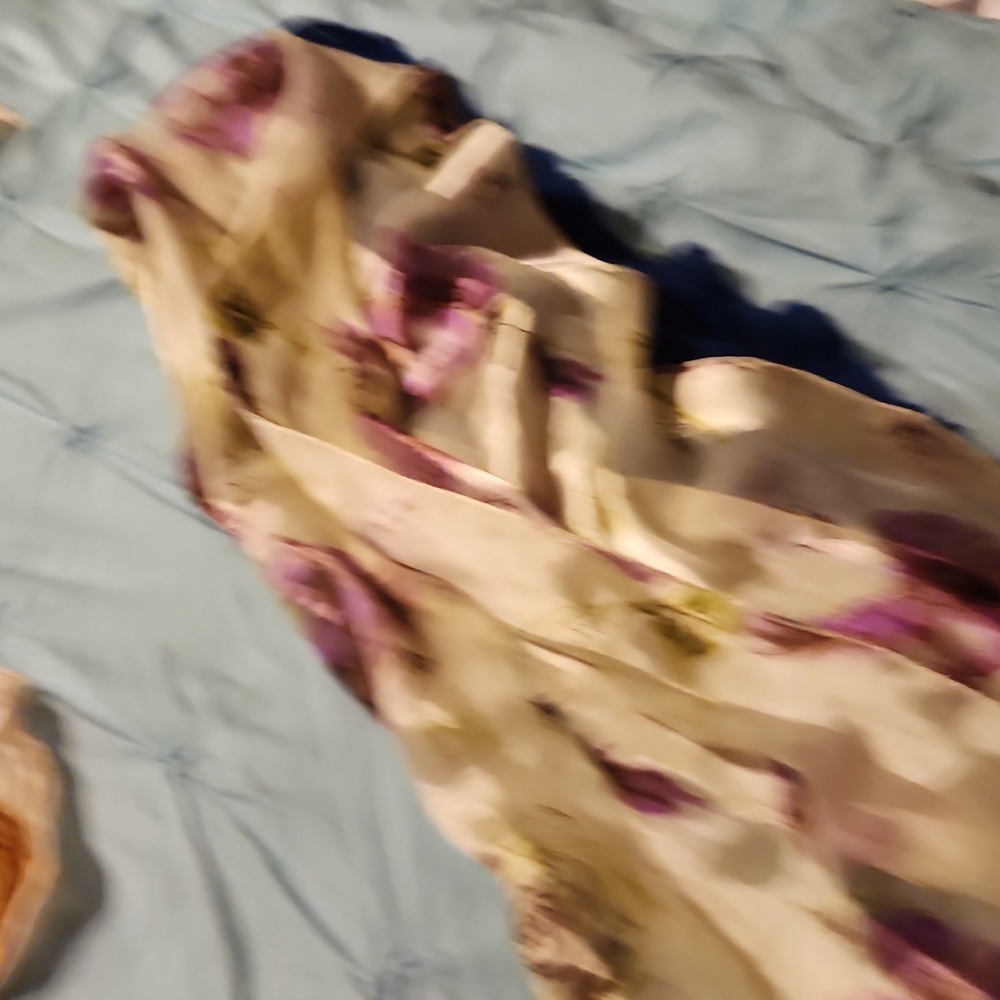Scarfs - Picture 4 of 8